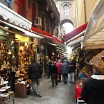 S. Sofia Νάπολη